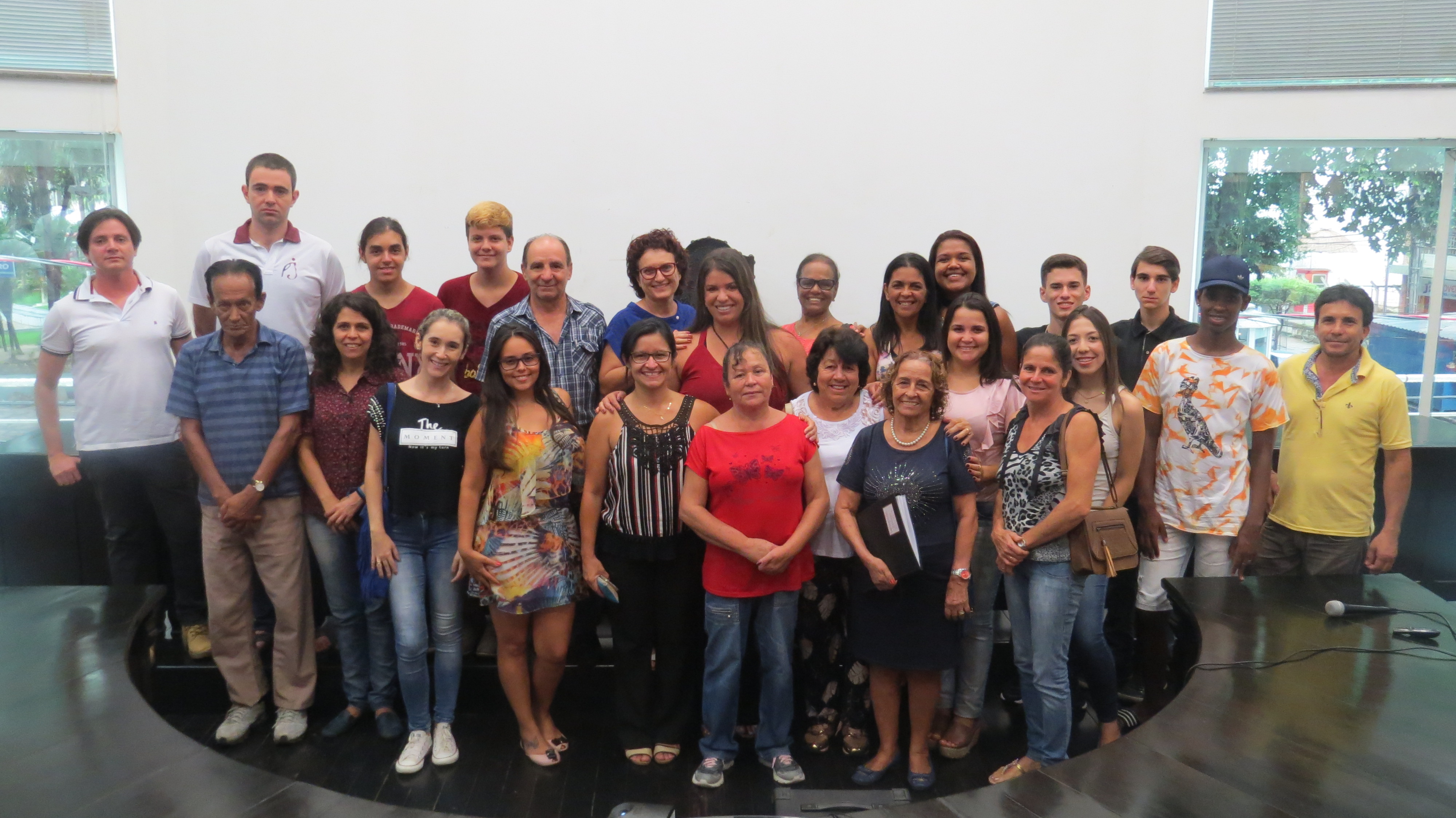 Palestra "O empoderamento Feminino" é apresentada na Câmara